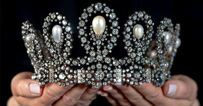 Una tiara digna de una reina (de España) se vende en Sothebys por 1,3 millones