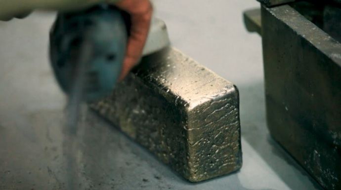 Azerbaiyán trabaja contra la economía sumergida del oro y la plata