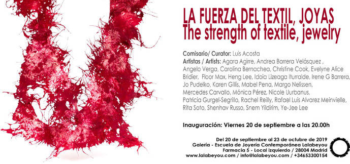 La exposición La fuerza del textil, joyas,en Madrid
