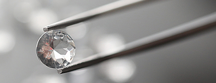 Guerra de consultorías entre los productores de diamantes