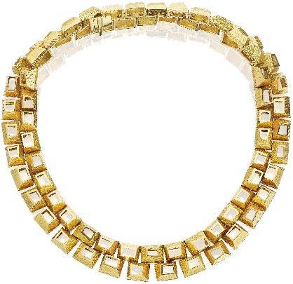 Lote 101 Georges L’Enfant for Mauboussin Gold Necklace, 'Cheops', Circa 1970