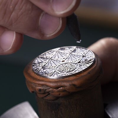 Craftsmanship image during the making of the Divina Mosaica Minute Repeater watch.