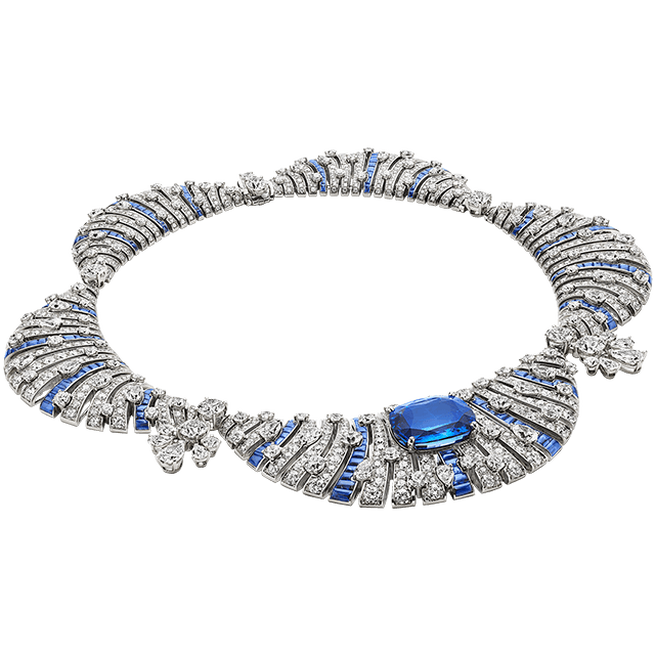 Collar Magnifica de Alta Joyería en platino con 1 zafiro talla cojín, diamantes redondos talla brillante y en forma de pera y zafiros talla buff-top.