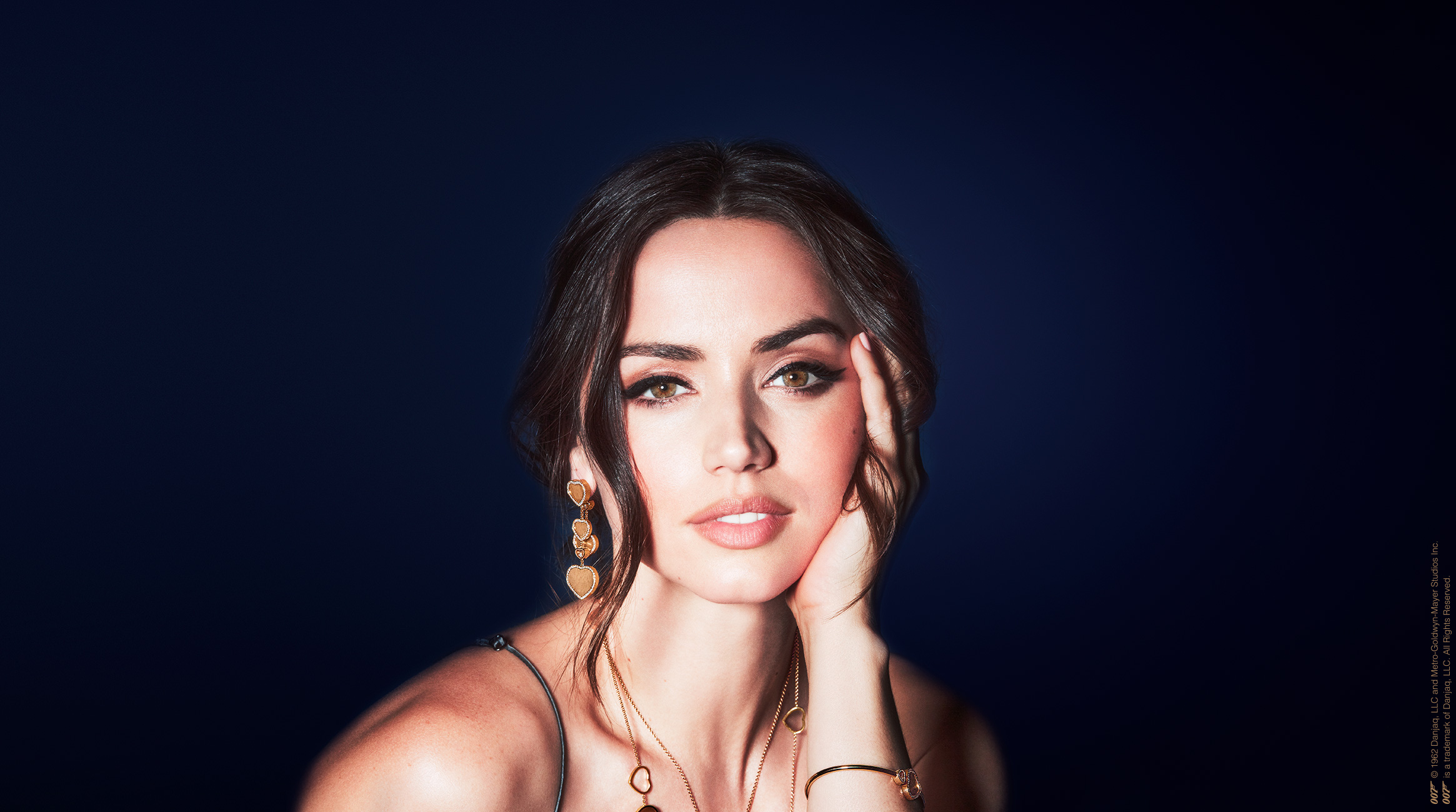 Chopard X 007: Happy hearts, golden hearts