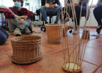 La Escuela de Joyería Atlántico organiza un cruso de cestería