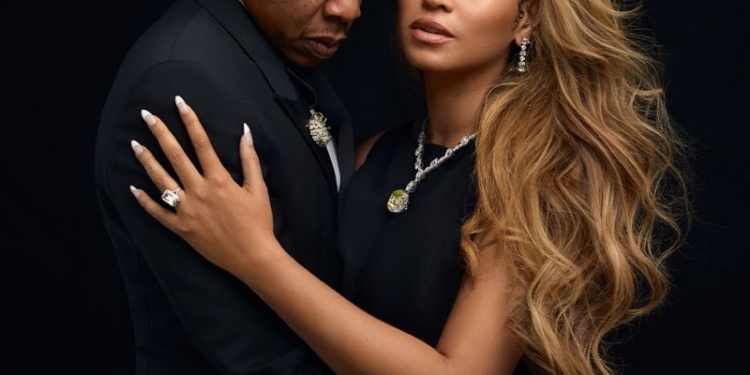 Tiffany&Co invierte dos millones de dólares en becas