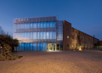 El Ayuntamiento de Manresa reconoce la trayectoria de Tous