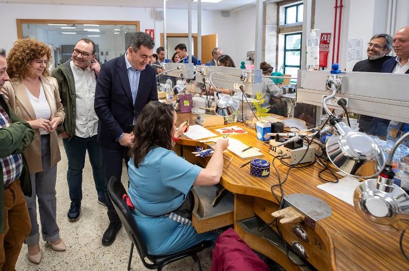 La Escuela de Arte y Diseño Mestre Mateo lanza una formación