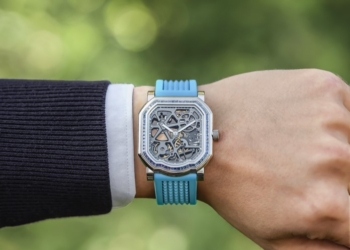 Gerald Charles opta por relojes coloridos para primavera