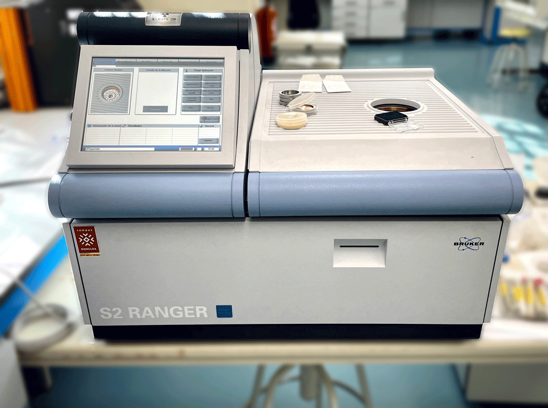 IGELab: Determinación de rellenos vítreos en diamantes