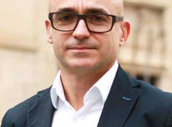 Álex Riu renueva su presidencia al frente del Colegio de Cataluña y Tous entra en la directiva