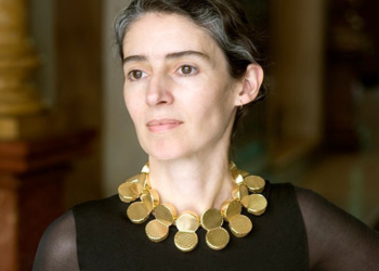 La escultora y diseñadora de joyas Blanca Muñoz ingresa en la Real Academia