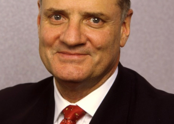 Dimite el presidente de la Federación de Bolsas de Diamantes