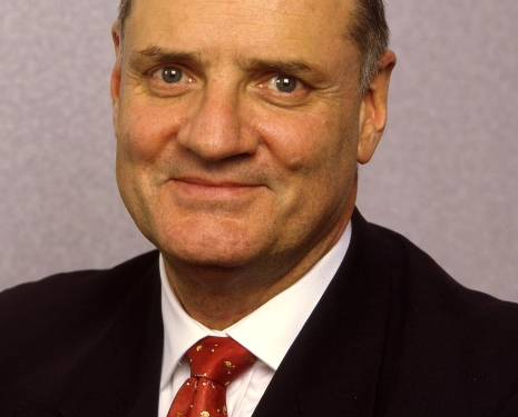 Dimite el presidente de la Federación de Bolsas de Diamantes