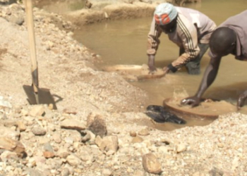 Un video-documental muestra el abismo entre la minería artesana del diamante y el mercado