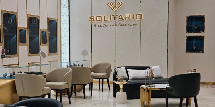 Solitario fortalece su presencia en España con una oficina más