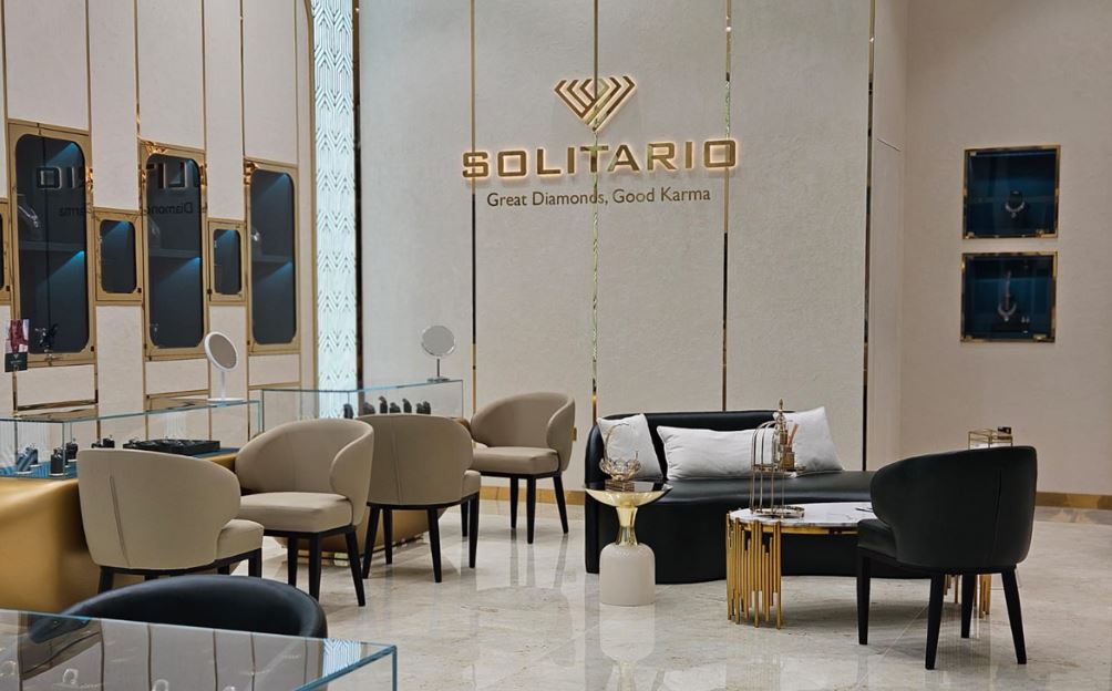 Solitario fortalece su presencia en España con una oficina más