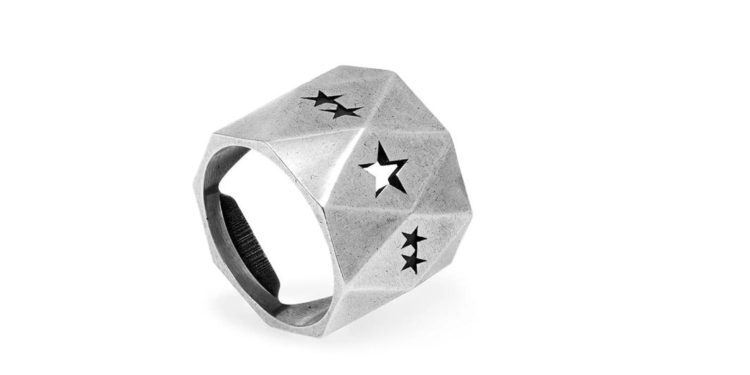 TwoJeys lanza un anillo abridor junto a Estrella Damm