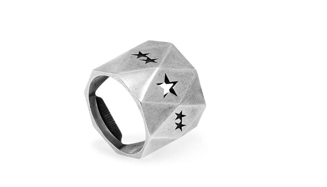 TwoJeys lanza un anillo abridor junto a Estrella Damm