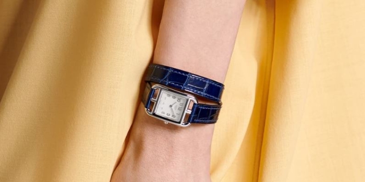 Hermès podría comprar al fabricante de relojes Sandoz