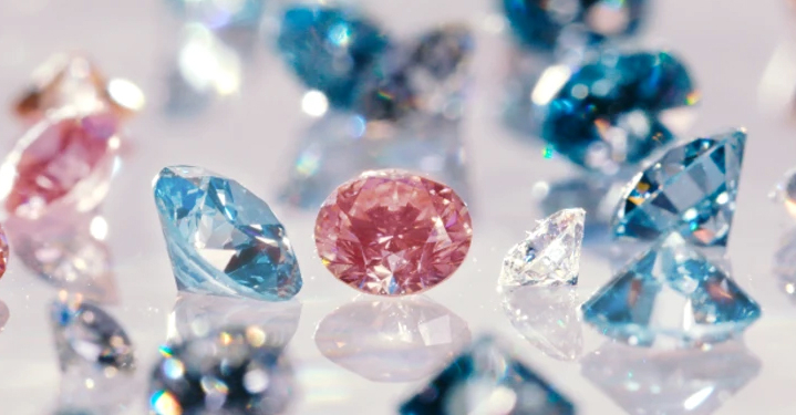 De Beers: Los consumidores no quieren pagar más de 1.000 dólares por quilate de diamante sintético