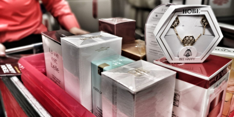 La firma espàñola Hobe entra en el catálogo de Iberia