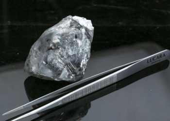 Extraen un diamante de casi 1.000 quilates en Botswana