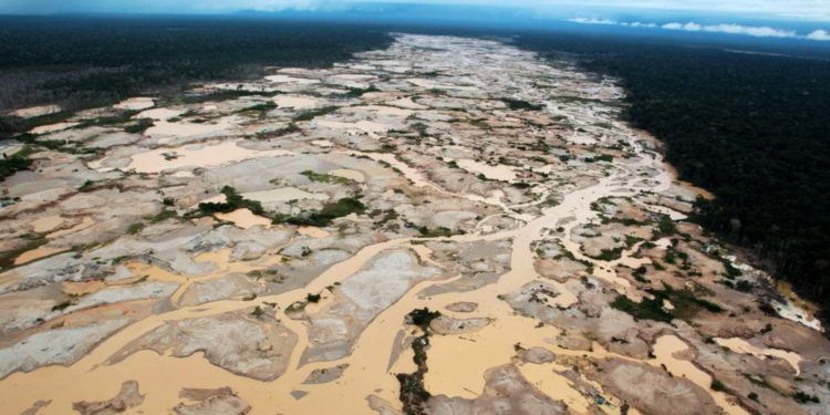 ¿La formalización de la minería artesanal de oro mitiga los impactos ambientales?