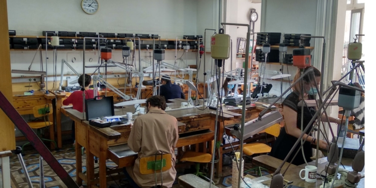 Escola JORGC: La pandemia nos ha impulsado a ponernos al día e incluso hemos aumentado alumnos