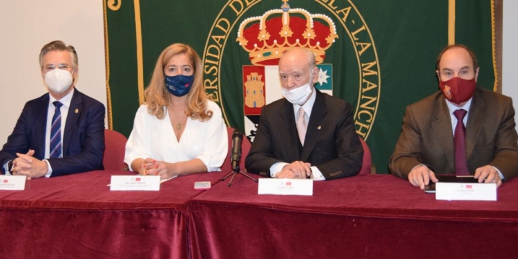 La Universidad de Castilla La Mancha y Yanes celebran los 160 años de la firma