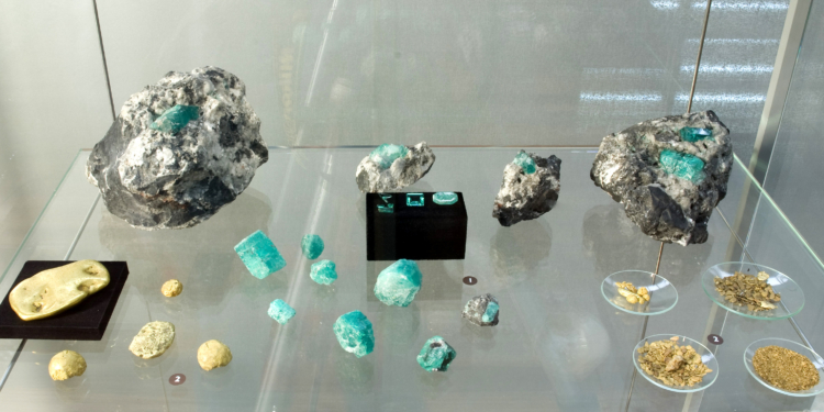 La Edad del Platino en España: El monopolio Real