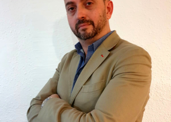 La aceptación de otras gemas, tratadas o sintéticas, nos debería servir de ejemplo para el diamante