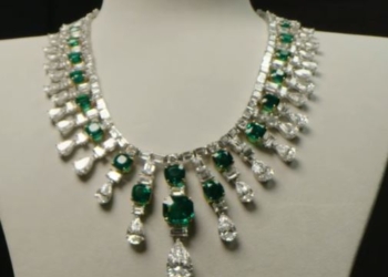 Sotheby’s presenta un collar diseñado por Ronald Abram