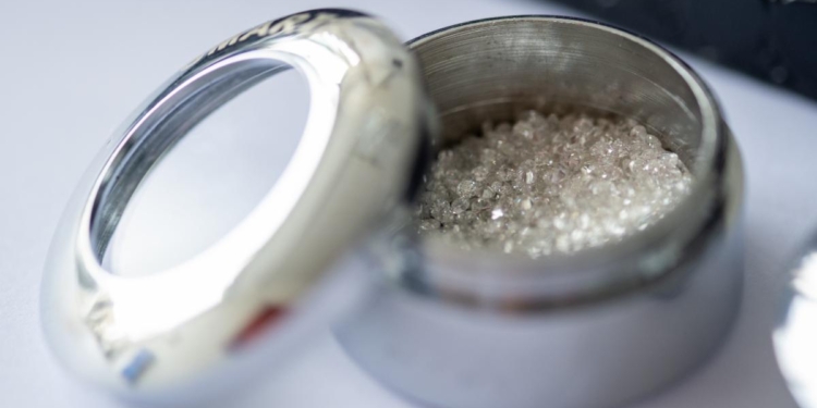 EL-RAN Diamonds: smartbox mensual con minidiamantes