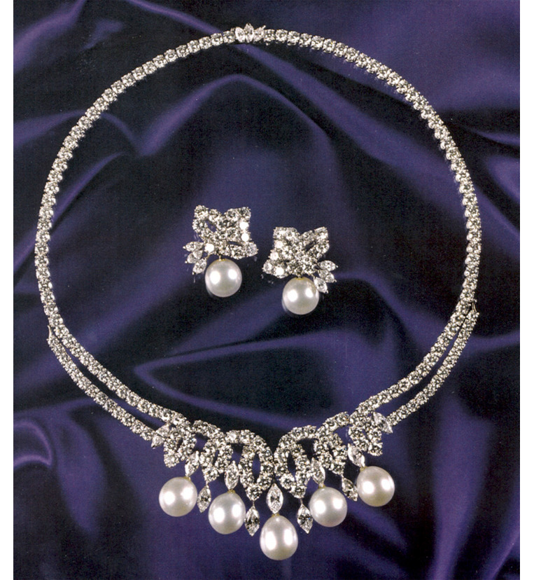 Guernsey’s subastará joyas que lució Diana de Gales