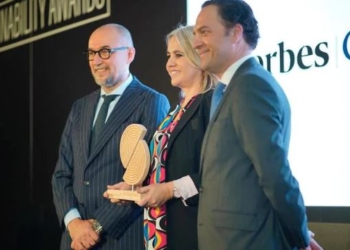 Tous galardonado en los premios Forbes Credit