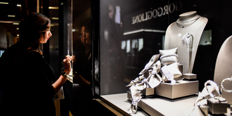 Vicenza Oro se resiste a ceder ante el caos