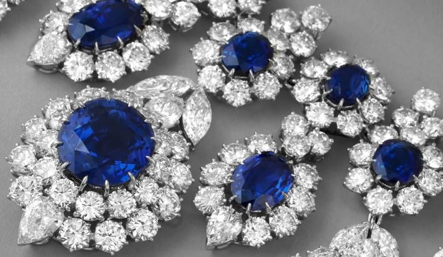 Van Cleef presente en la feria de arte y antigüedades