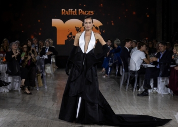 ‘Raffel & Lola: Fashion Through Time’, desfile de Lola Casademunt