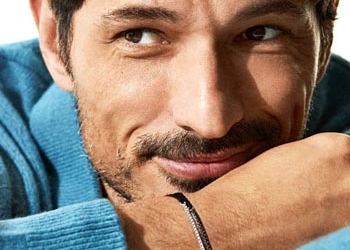 La marca de joyería Rabat ficha a Andrés Velencoso