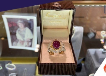 Antik Passion Almoneda, paraíso de la joyería antigua