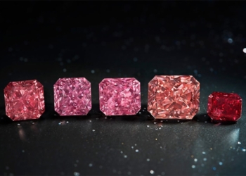 La subasta final de diamantes rosas Argyle bate récords