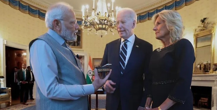 Diamante de laboratorio a la primera dama de EE. UU del ministro indio