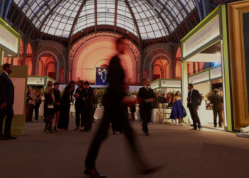 El sindicato francés de Anticuarios da carpetazo a la Biennale