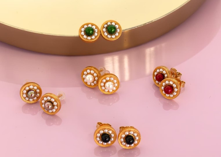 Majorica lanza la nueva colección Daisy con estilo clásico