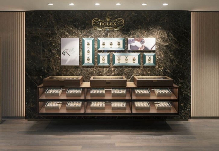 Watches of Switzerland abre una nueva boutique