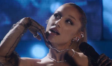 Ariana Grande y Swarovski en su nueva película