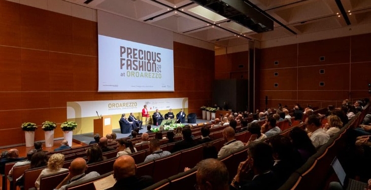 Oroarezzo expone su nuevo programa para el mes de mayo