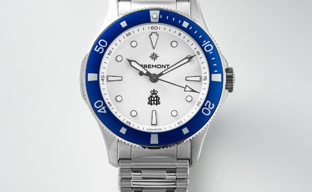 Bremont lanza el Supermarine 300m Henley Royal Regatta