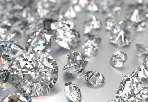 Alrosa podría disminuir su producción por crisis